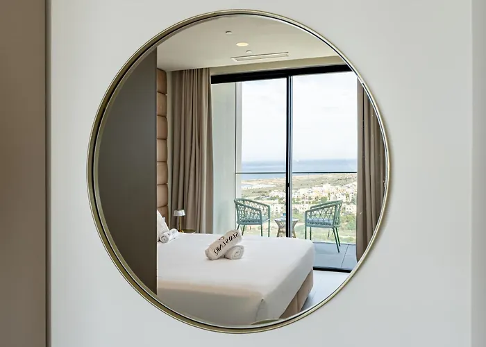 21st Floor Sunset - Mercury Tower With Pool Access By Uniq Apartament