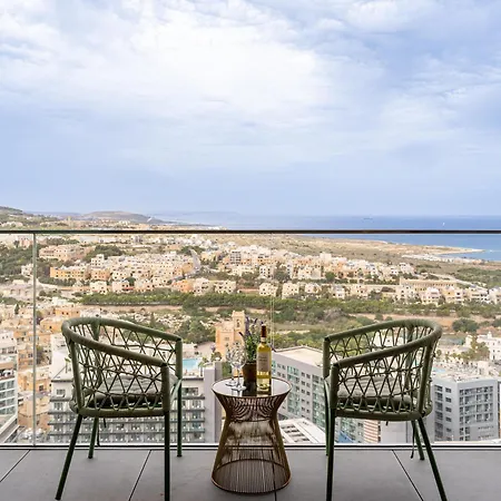 Appartamento 21st Floor Sunset - Mercury Tower With Pool Access By Uniq San Giuliano