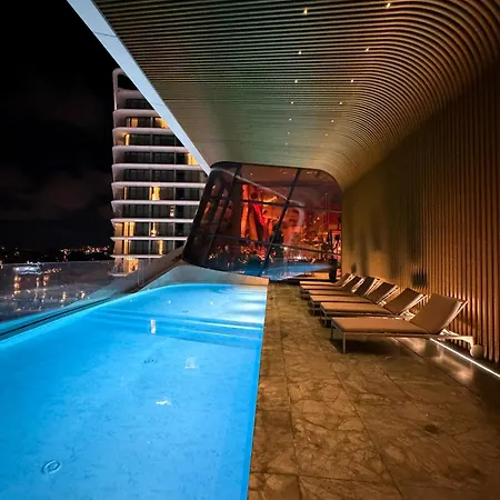 21st Floor Sunset - Mercury Tower With Pool Access By Uniq * San Giuliano