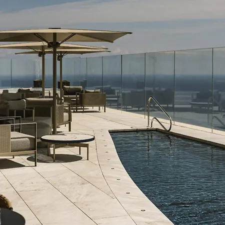 21st Floor Sunset - Mercury Tower With Pool Access By Uniq