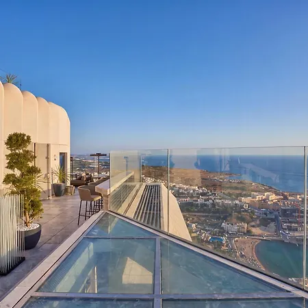 21st Floor Sunset - Mercury Tower With Pool Access By Uniq * San Giuliano