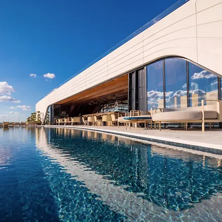 21st Floor Sunset - Mercury Tower With Pool Access By Uniq San Giuliano