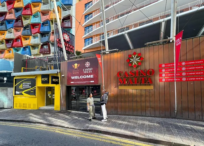 21st Floor Sunset - Mercury Tower With Pool Access By Uniq 아파트 *