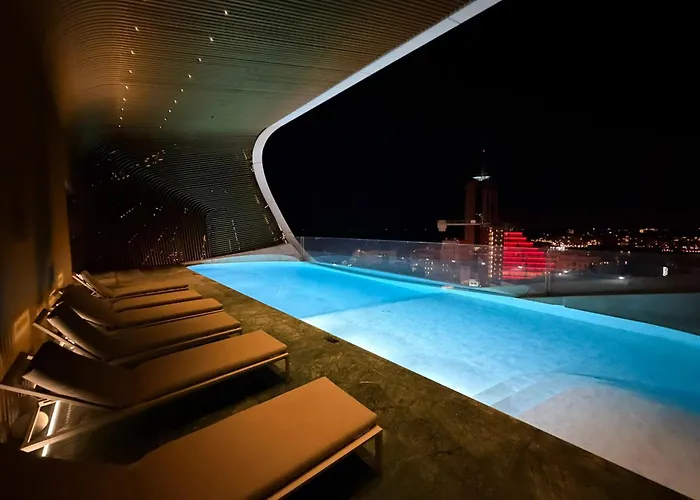 21st Floor Sunset - Mercury Tower With Pool Access By Uniq سانت جوليان